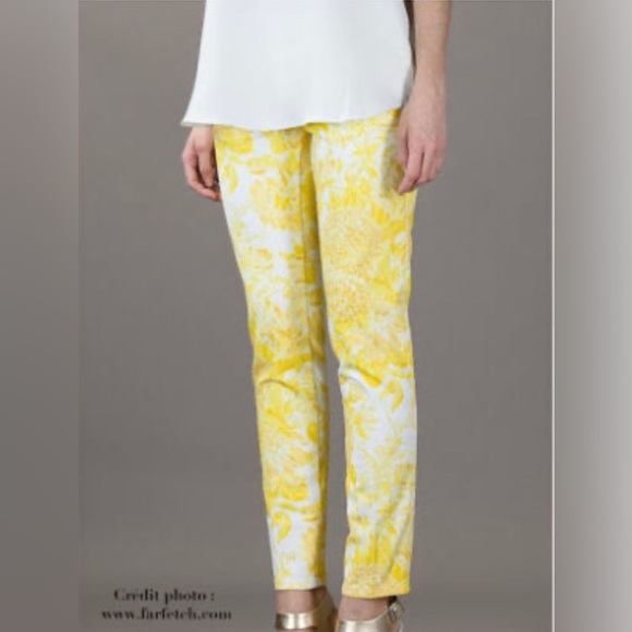 STELLA MCCARTNEY Resort Wear. Butter Yellow Mid-Rise Straight Leg Jeans. 🌞 - Picture 2 of 5